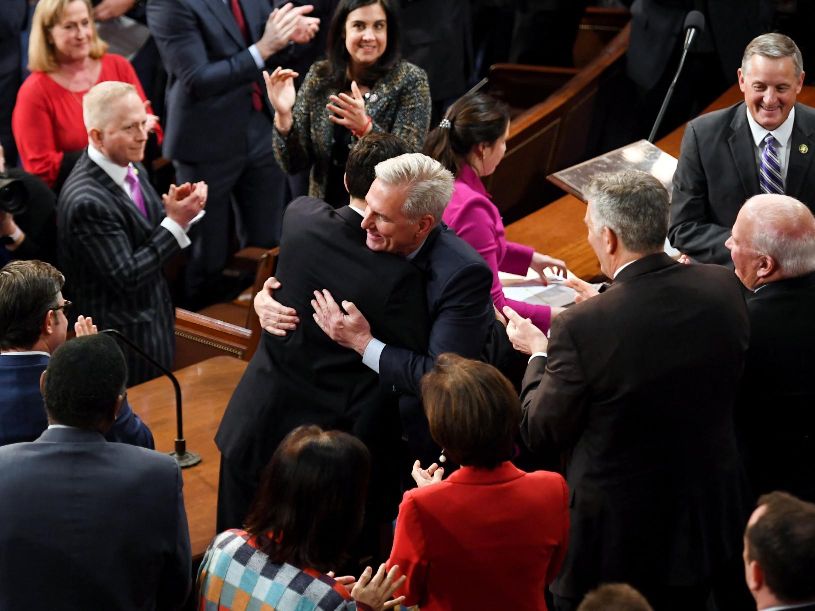 Usa, McCarthy eletto nuovo Speaker della Camera dopo 15 votazioni