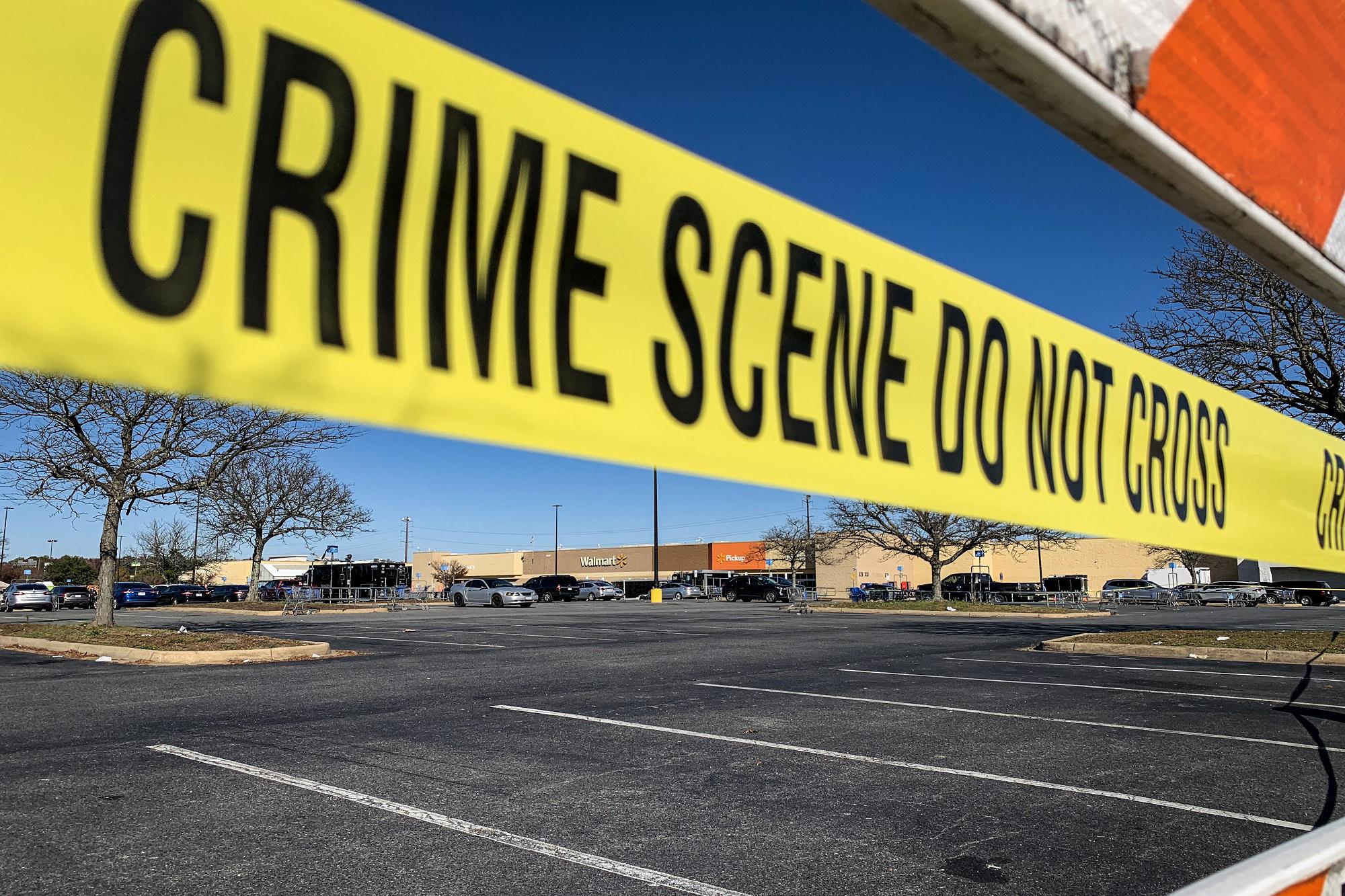 Usa, sparatoria in centro commerciale del Minnesota: morto 19enne