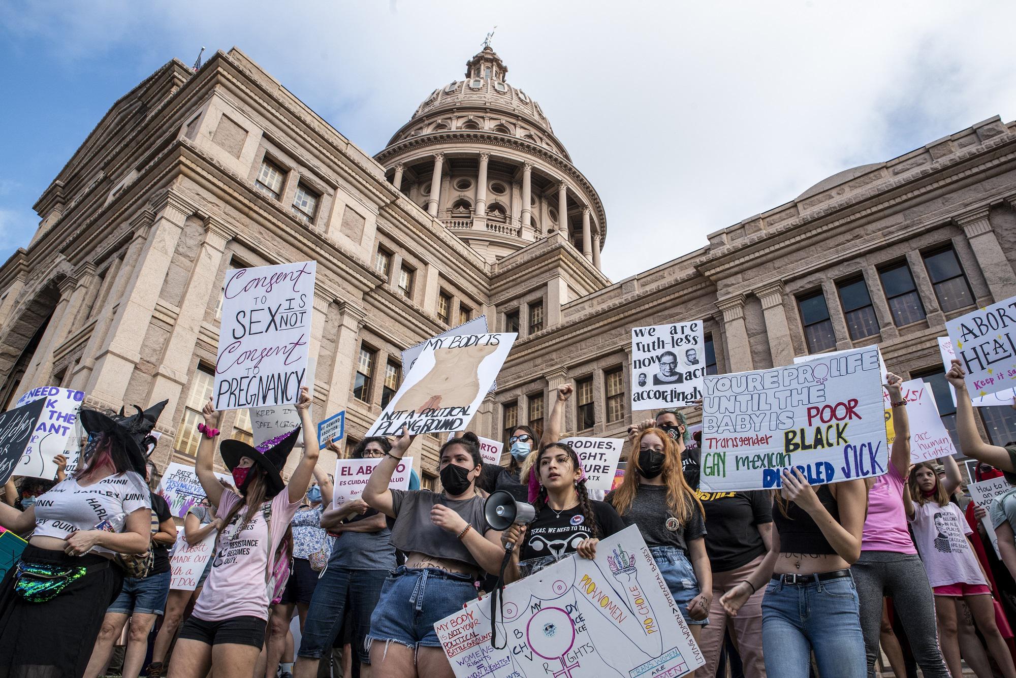 Usa, stop alla legge che vieta l'aborto in Texas