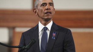 Usa, uomo armato e con esplosivo vicino casa di Obama: arrestato