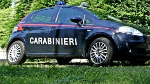 Va all'ultimo incontro, dall'ex calci pugni e sequestro in stanza hotel