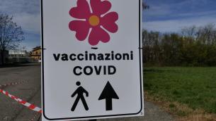 Vaccini 40enni, prenotazioni al via da lunedì