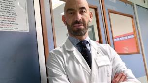 Vaccini, Bassetti: "Assurdo voler scegliere come fossero paio di scarpe"