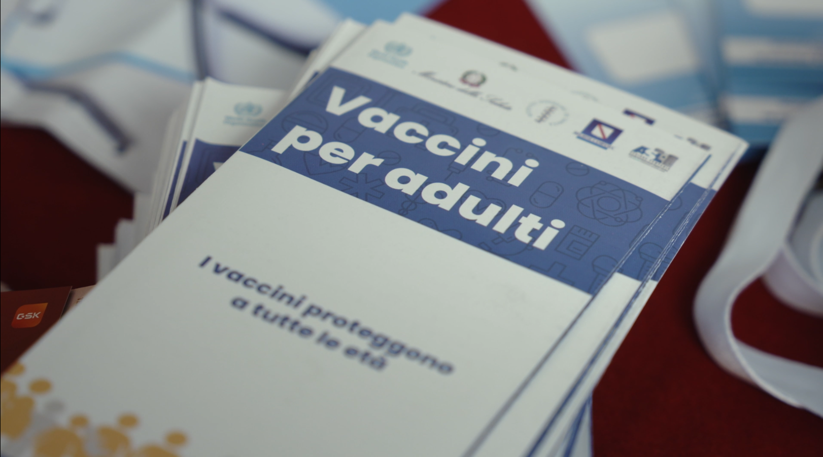 Vaccini, esperti: "Proteggere fragili già in ospedale con anti-influenza e zoster"