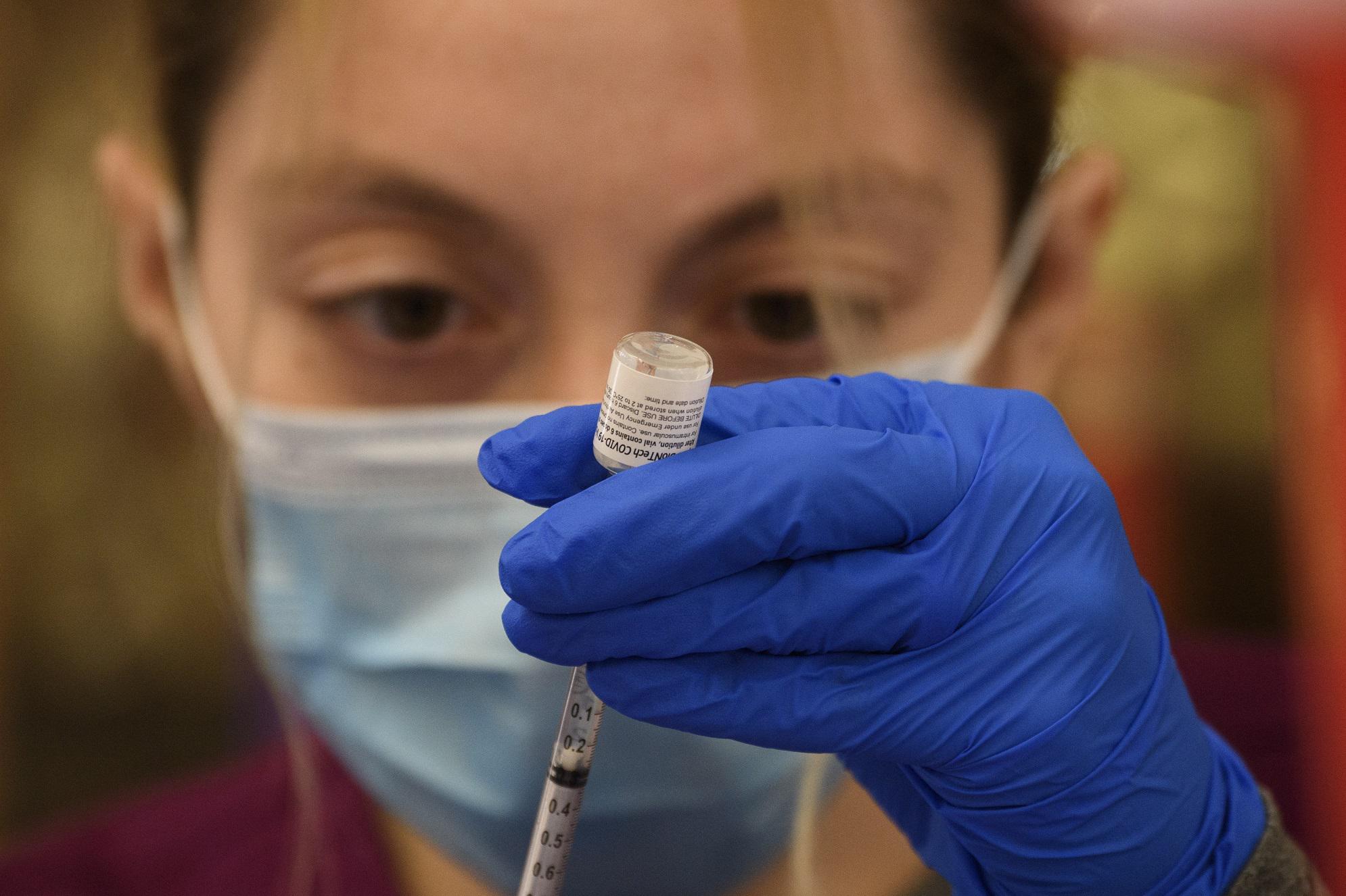 Vaccini Italia, oltre 30 mln di dosi somministrate