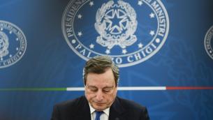 Vaccini, psicologi Lazio a Draghi: "Su di noi battuta infelice"