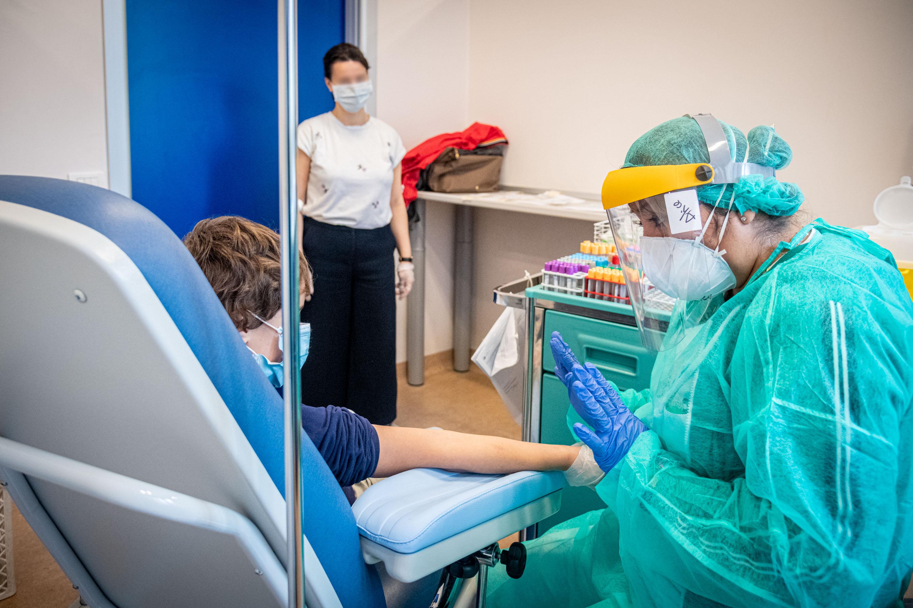 Vaccino ai giovani, Cauda: "Immunizzare anche bimbi sotto i 12 anni"