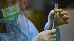 Vaccino cinese Sinovac, "possibile efficacia contro varianti Covid"