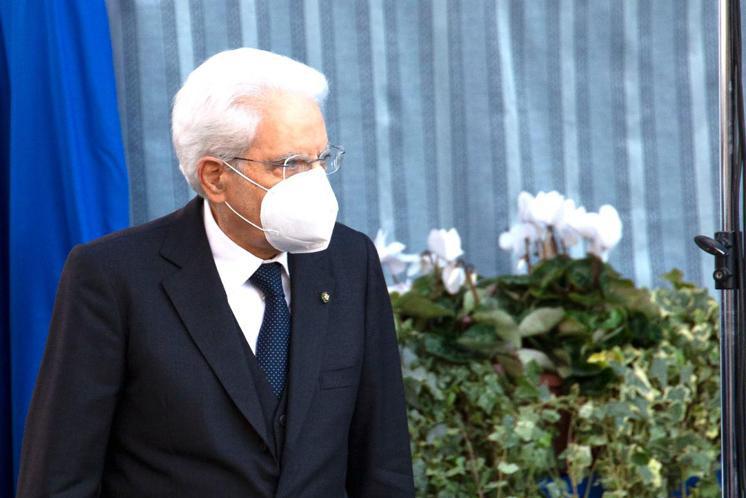 Vaccino covid, Mattarella: "E' lo strumento più efficace"