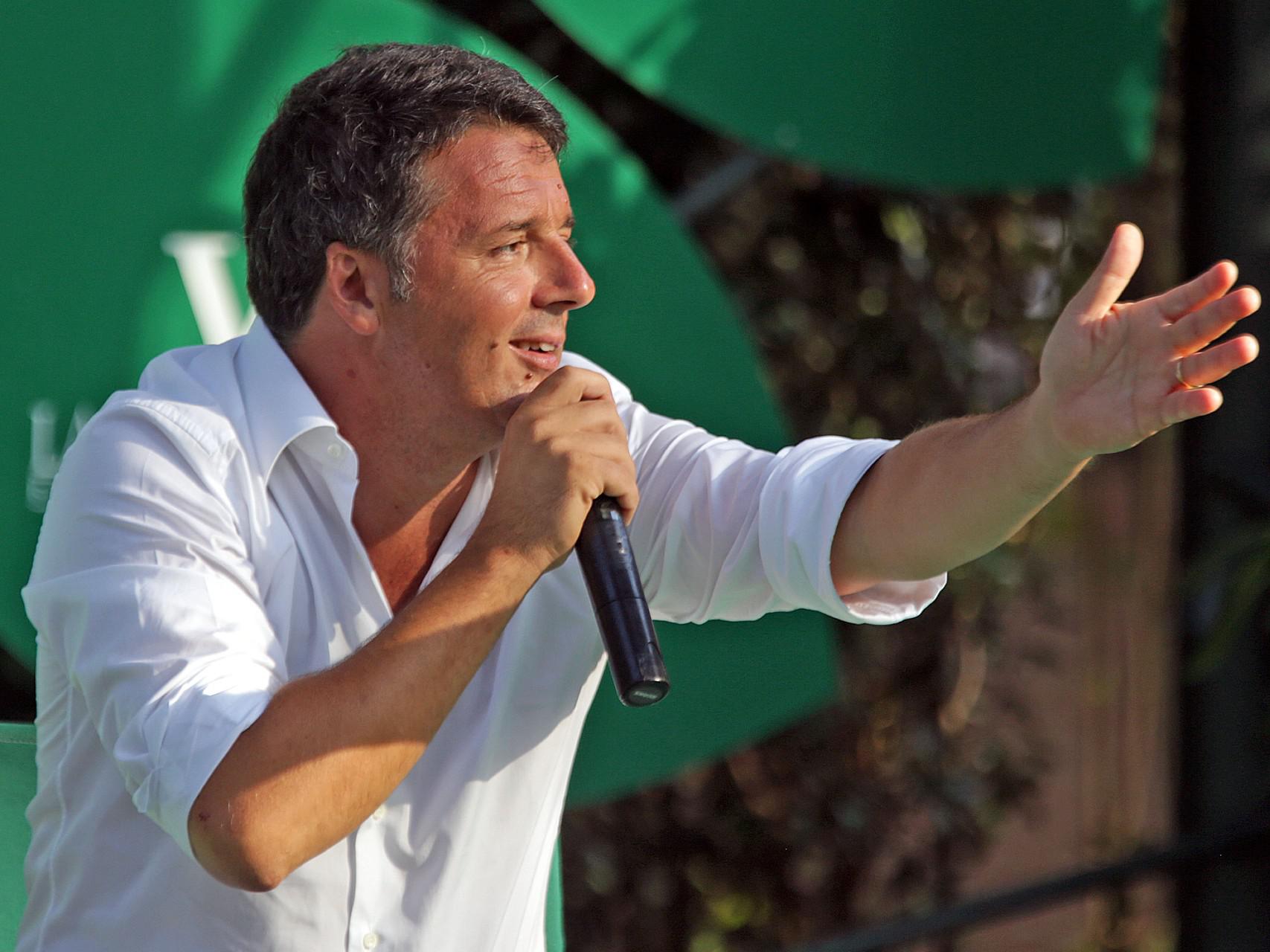 Vaccino covid, Renzi: "Terza dose inevitabile"