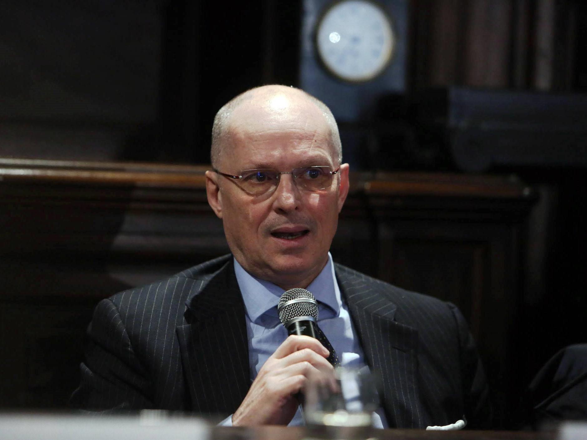 Vaccino Covid, Ricciardi: "Regioni in ordine sparso"