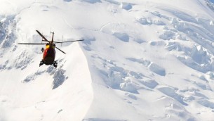 Valanga in Svizzera, travolte diverse persone sull'Eiger