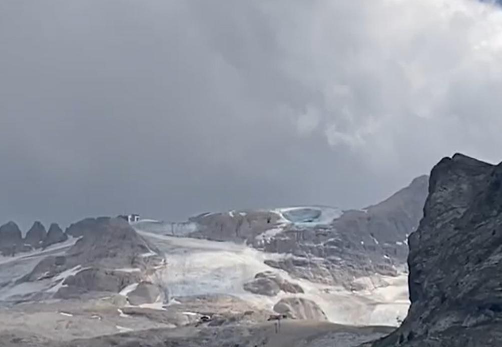Valanga Marmolada, glaciologo Cnr: "Tragedia è conferma del riscaldamento globale"