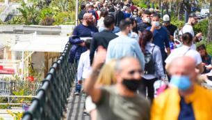Variante Delta, crescono i contagi: è allerta internazionale