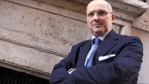 Variante Delta, Ricciardi: "Fuori controllo in Gb"
