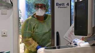 Variante Omicron, Germania: "In arrivo ondata Covid mai vista prima"