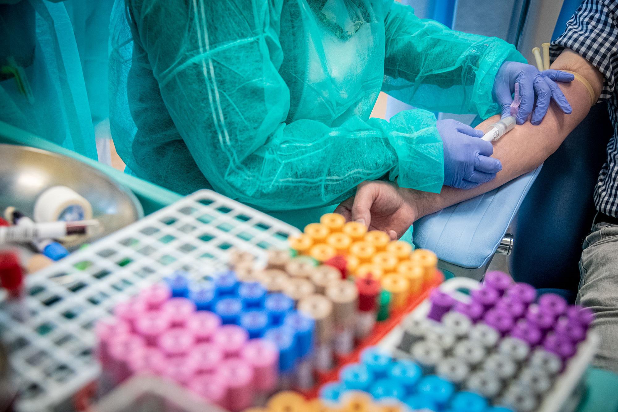 Variante Omicron Italia, primo caso in Liguria
