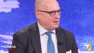 Variante Omicron, Ricciardi: "A gennaio rischio 200mila contagi al giorno"