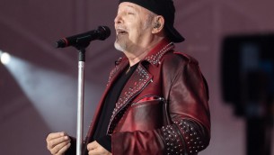 Vasco Rossi: "Free Palestine bello slogan, ma se implica distruzione di Israele mi ribello"