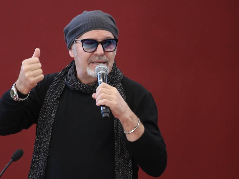Vasco Rossi ricorda il papà: "Non ti piegasti al nazi-fascismo, ora sono tornati"