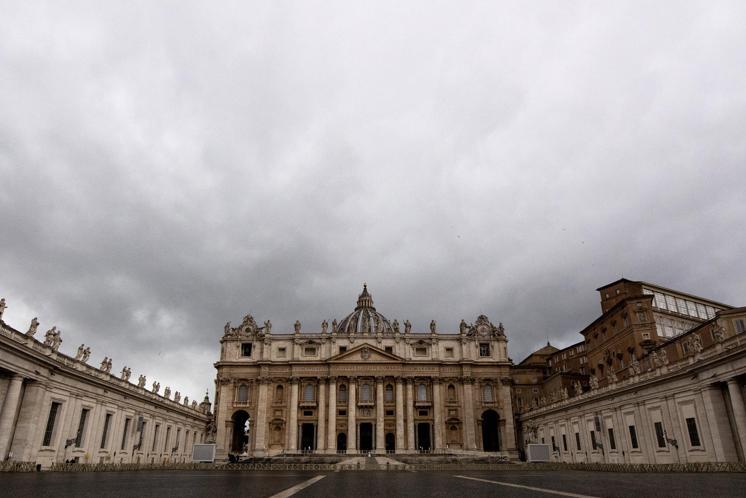 Vaticano: Dis ascolterà Marogna, la 'dama' del cardinale Becciu