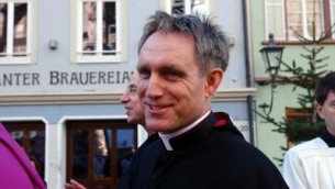 Vaticano, nuovo faccia a faccia tra il Papa e padre Georg