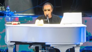 Venditti live a Roma nella 'Notte prima degli esami': "Tutto è nato qui e io qui sono rinato"