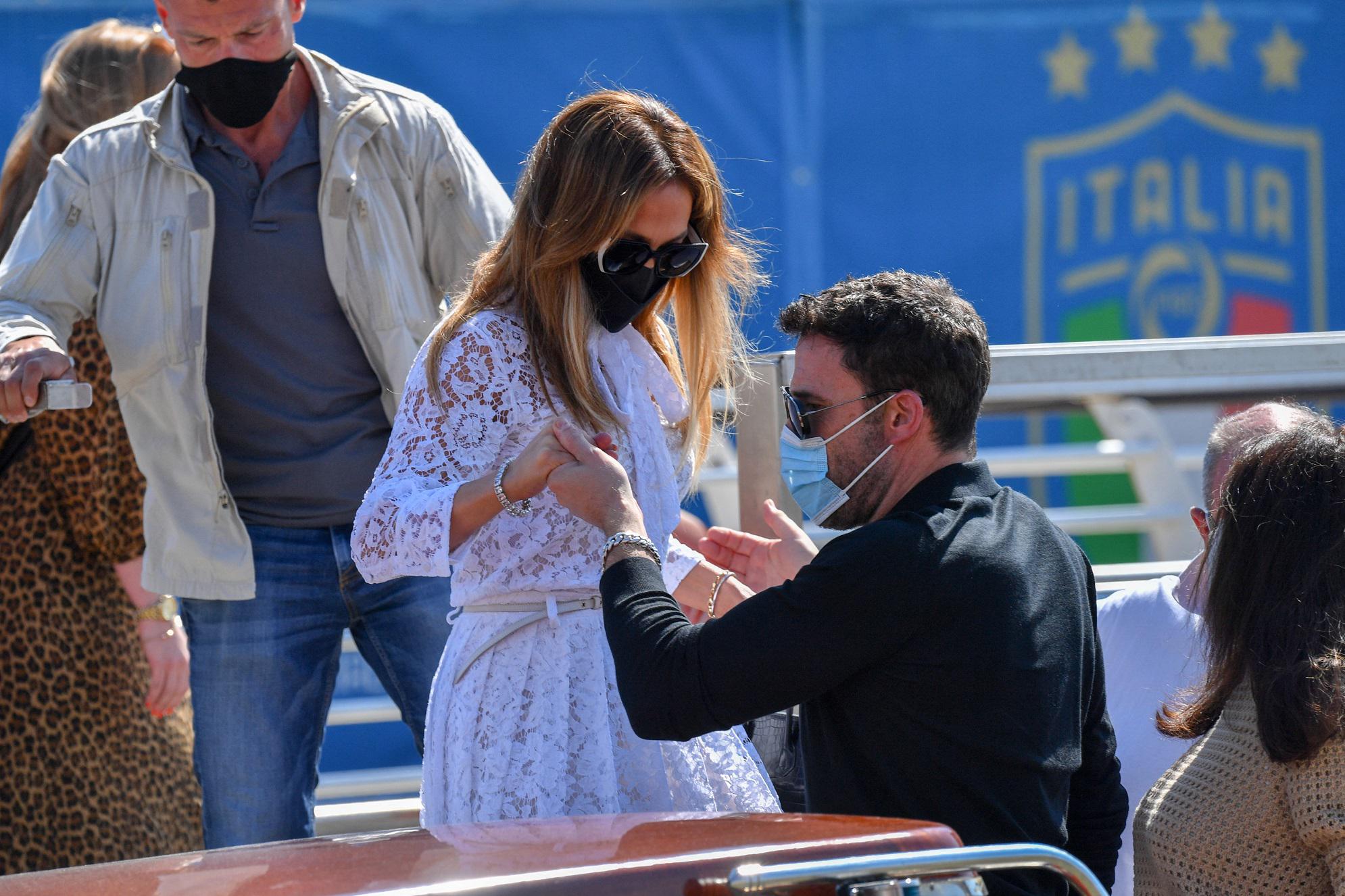 Venezia 78, arriva Jennifer Lopez: domani red carpet con Affleck