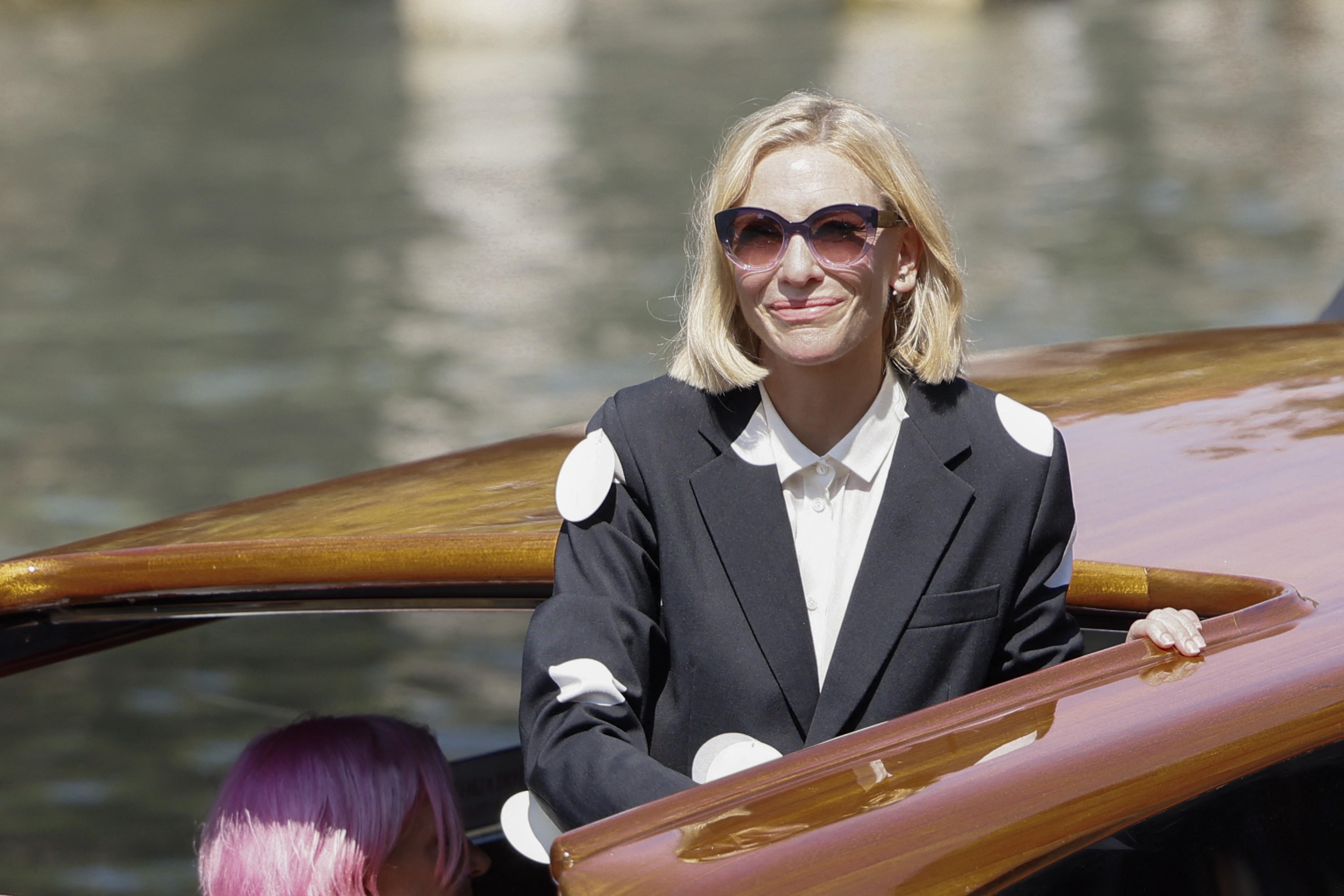 Venezia 81, Cate Blanchett presenta la serie 'Disclaimer': "Tutti abbiamo un lato oscuro"