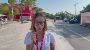 Venezia 81, Italia protagonista oggi con Amelio ma i fan aspettano Jude Law e Alessandro Borghi - Video
