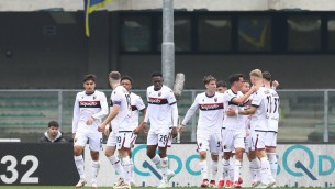 Verona-Bologna 1-2, i rossoblù soffrono ma volano al quinto posto