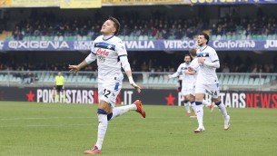 Verona ko 5-0 con l'Atalanta, poker di Retegui
