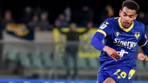 Verona-Salernitana 1-0, decide Ngonge lo scontro salvezza