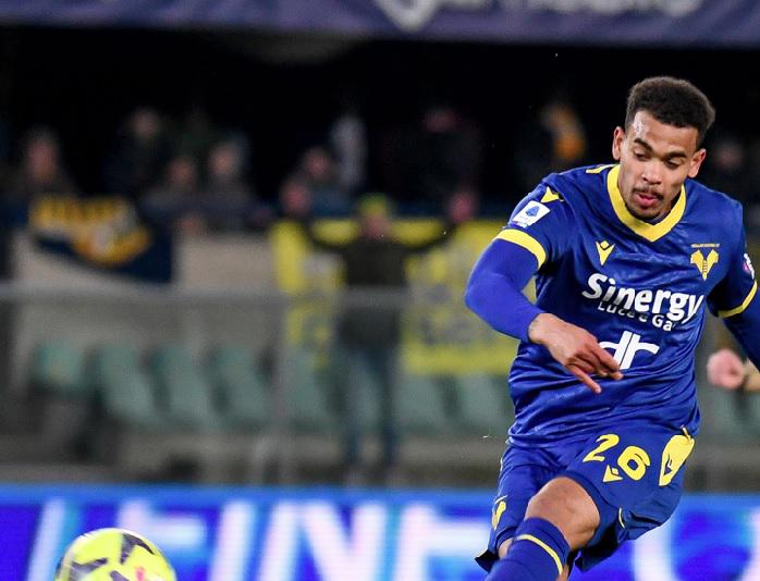 Verona-Salernitana 1-0, decide Ngonge lo scontro salvezza