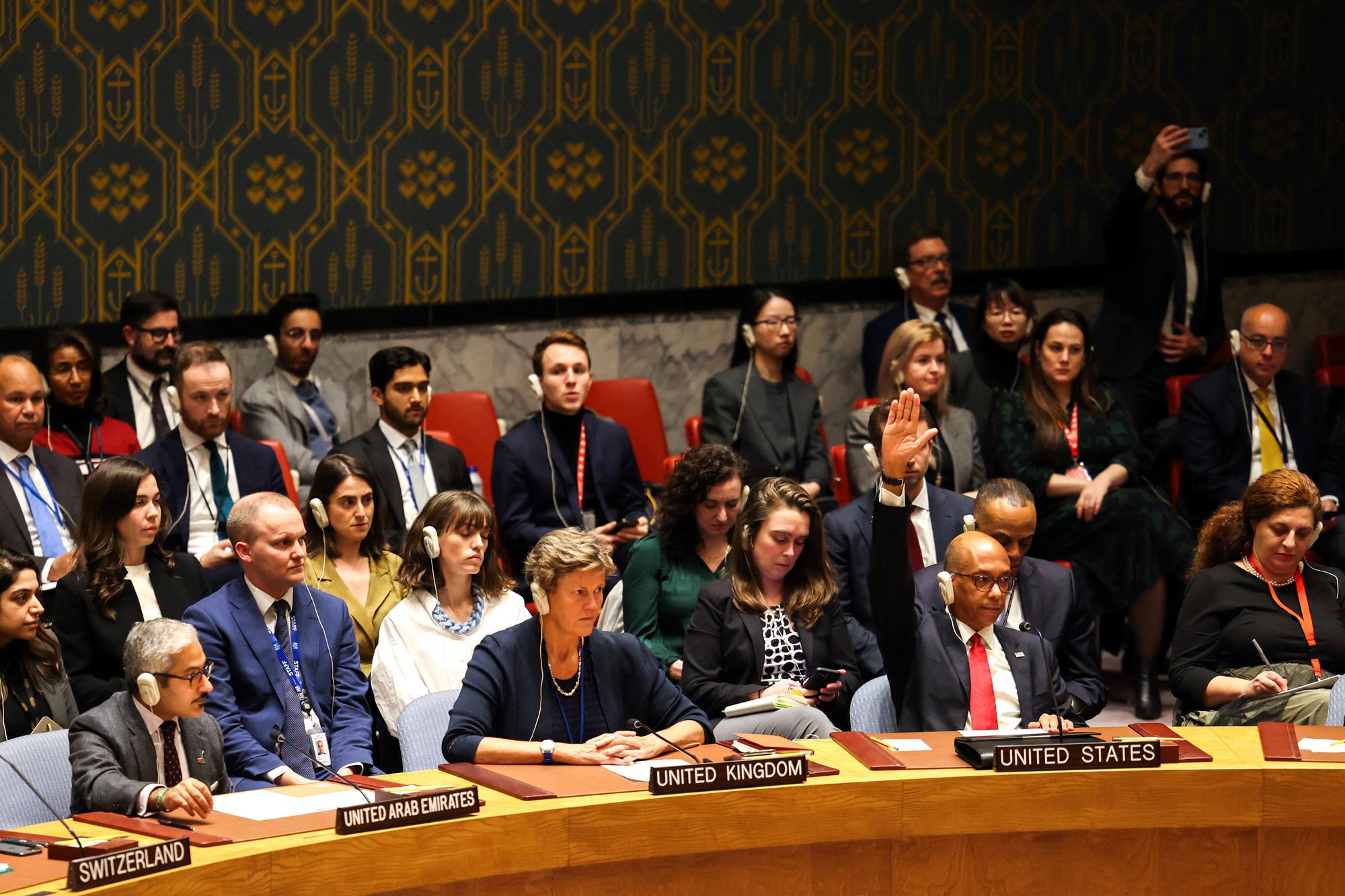 Veto Usa all'Onu per cessate il fuoco a Gaza, Hamas: "Decisione disumana"