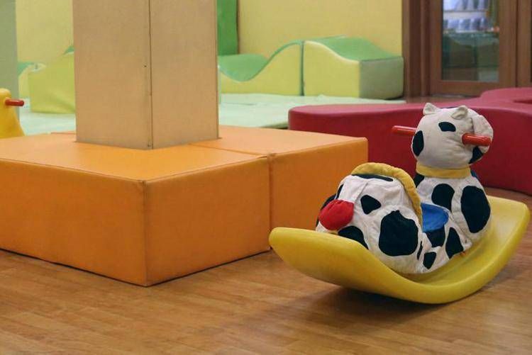 Vicenza, maltrattamenti in un asilo nido privato di Schio: arrestate due delle tre proprietarie
