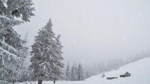 Vigilia di Natale con pioggia e neve in tre regioni, previsioni meteo