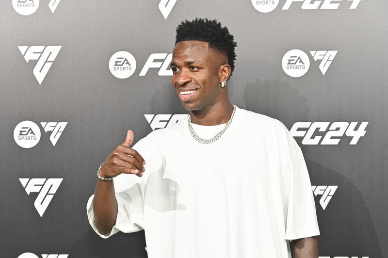 Vinicius jr, scuse con sfottò al Valencia dopo l'espulsione