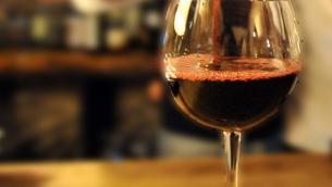 Vino, nel 2020 boom e-commerce +74,9% e investimenti digital +55,8%