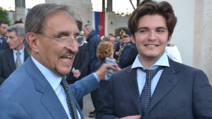 Violenza sessuale, accuse a figlio La Russa: 22enne sarà ascoltata lunedì dai pm
