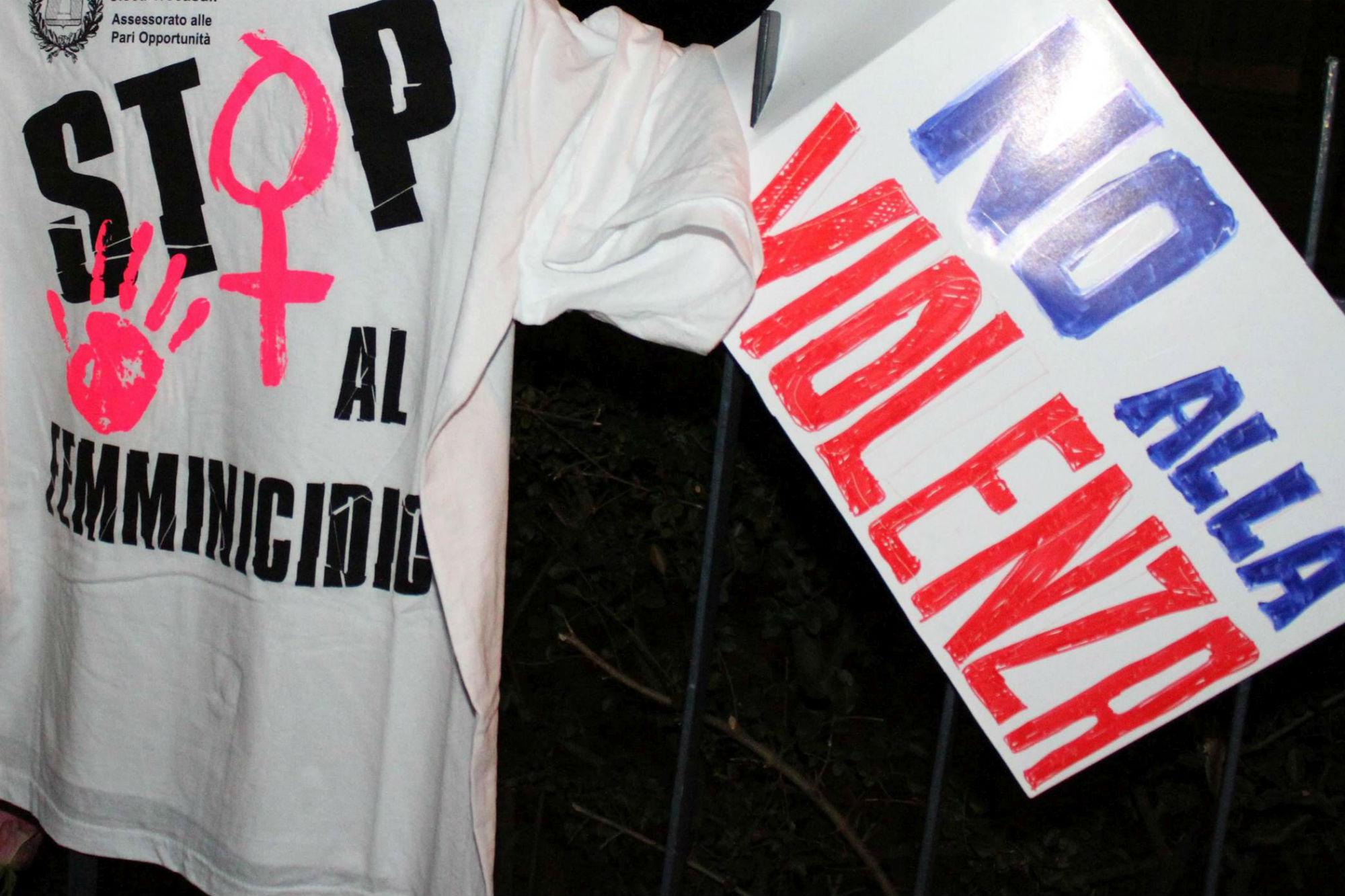 Violenza sulle donne, dal cartellino giallo al braccialetto elettronico: le nuove misure