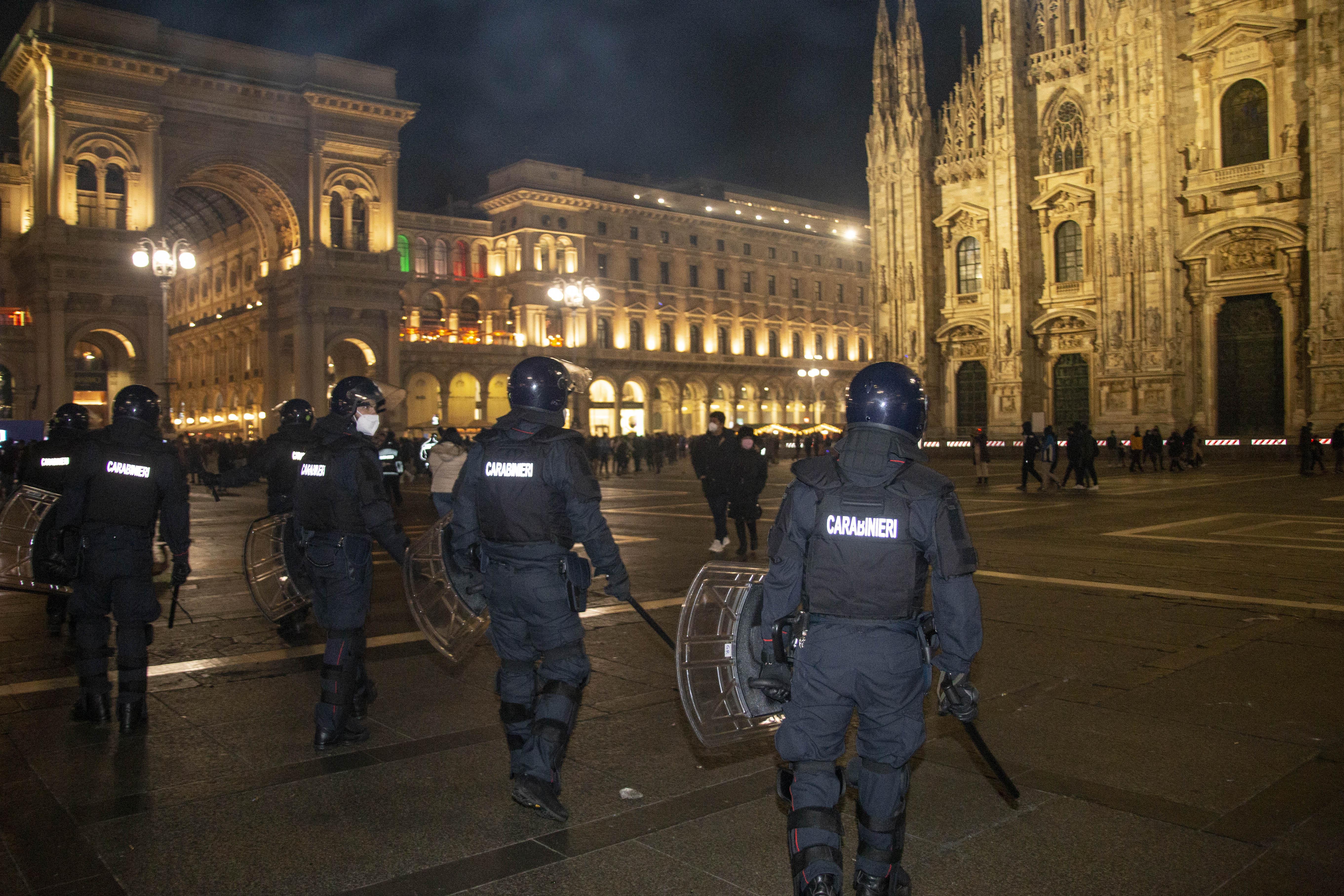 Violenze Capodanno Milano, "mi sono ritrovata per terra: ho pensato di morire"