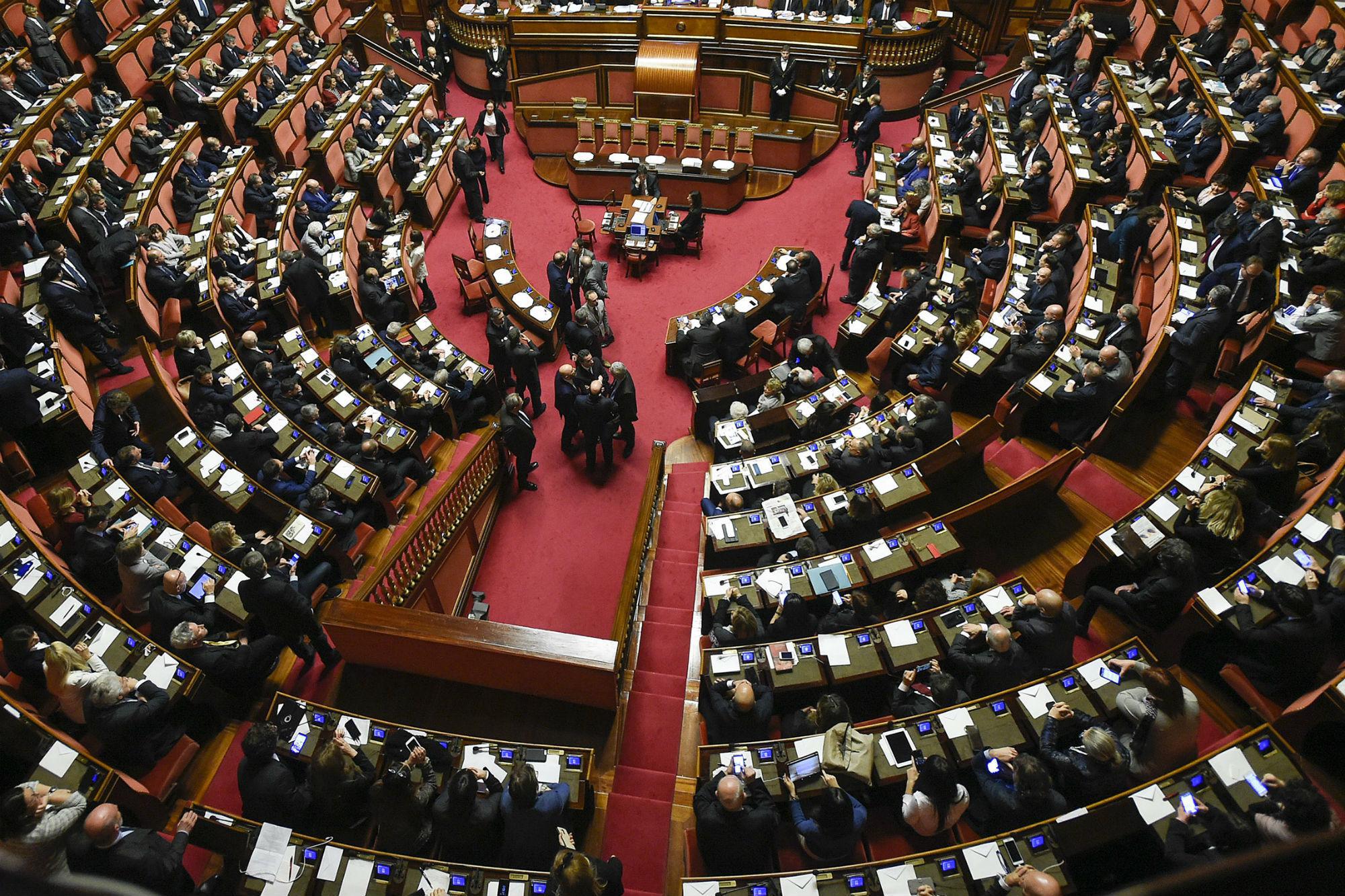 Vitalizi, si riapre la battaglia in Senato