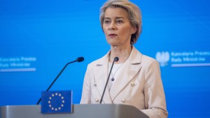 Von der Leyen: "Guerra in Europa non imminente, ma neanche impossibile"