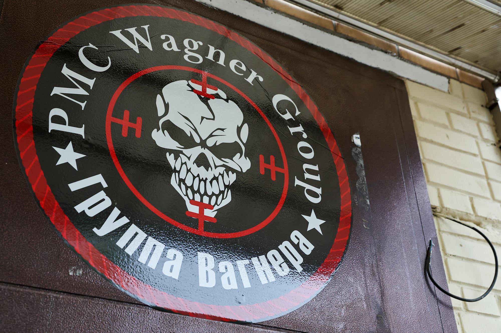 Wagner, stop operazioni per un mese