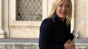 Washington Post: "Meloni sfida profeti di sventura e sorprende i critici"