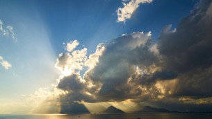 Weekend di caldo e sole, poi arrivano forti temporali