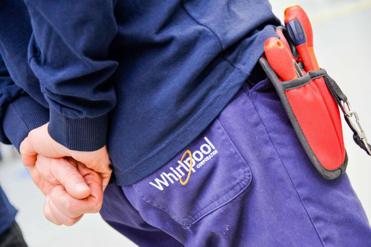 Whirlpool, azienda conferma 15 ottobre per chiusura licenziamento collettivo