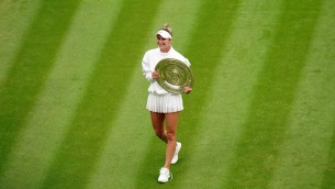 Wimbledon 2023, finale femminile: Vondrousova batte Jabeur ed entra nella storia