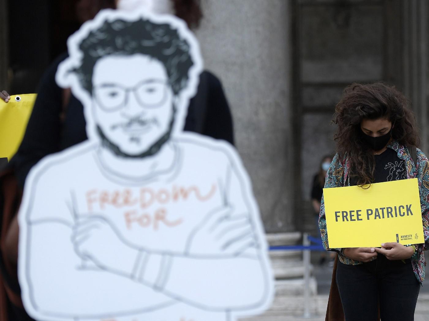Zaki resta ancora in carcere in Egitto